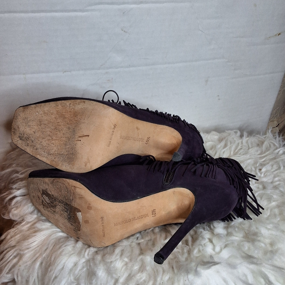 Manolo Blahnik Purple Suede Fringe Peep Toe Booties Tassel Stiletto Heels 40.5 - Picture 8 of 16